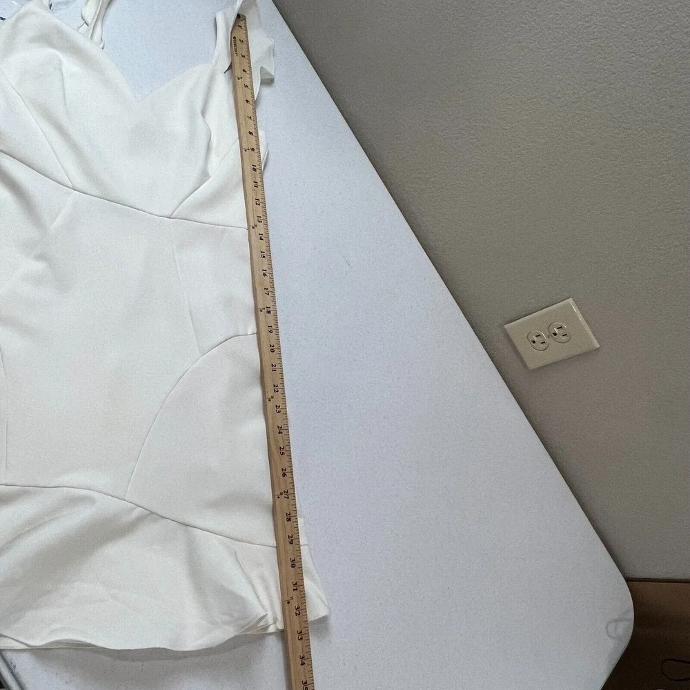 Aidan Mattox Mini Dress‎ Size 0 Ivory Ruffled Sleeveless Stretch Crepe Cocktail